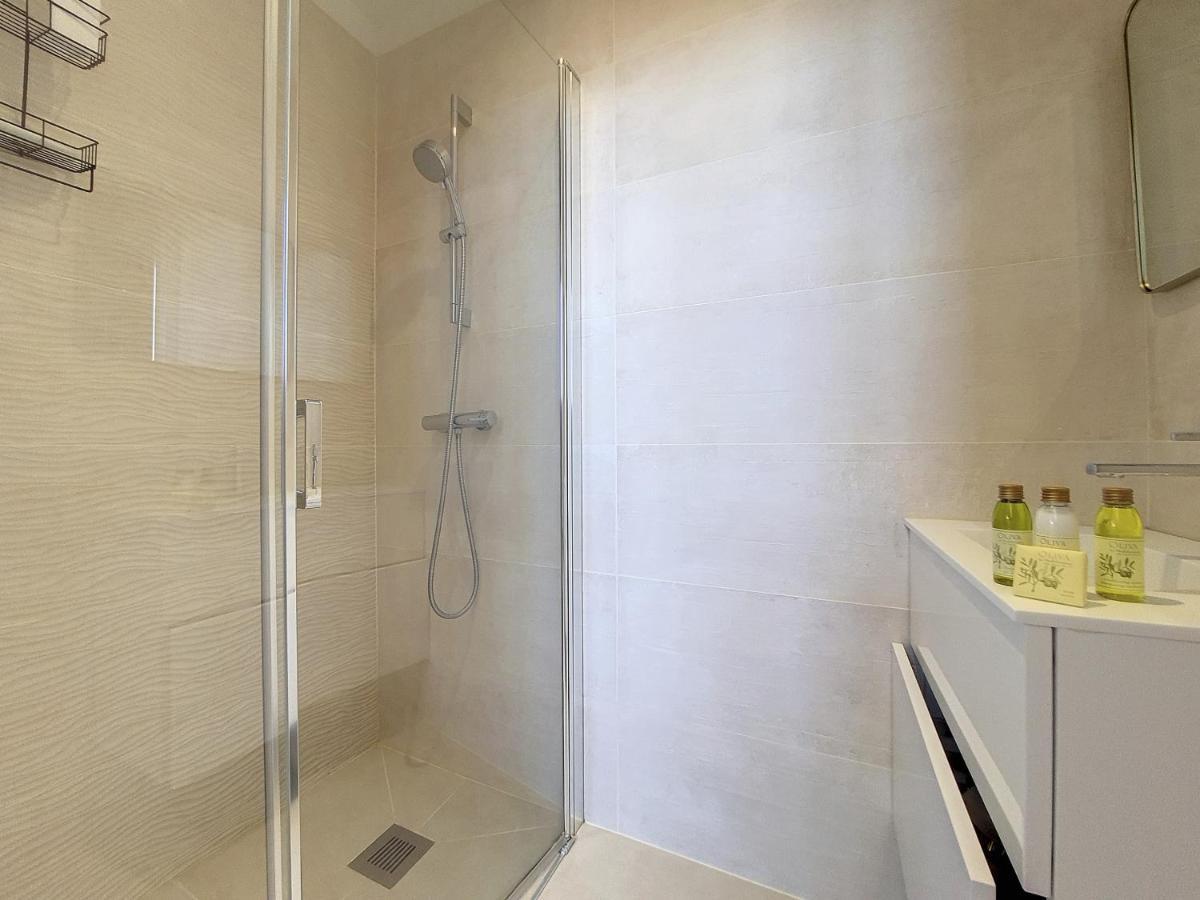 Nestor&jeeves - To Meet - - Floor * Nizza
